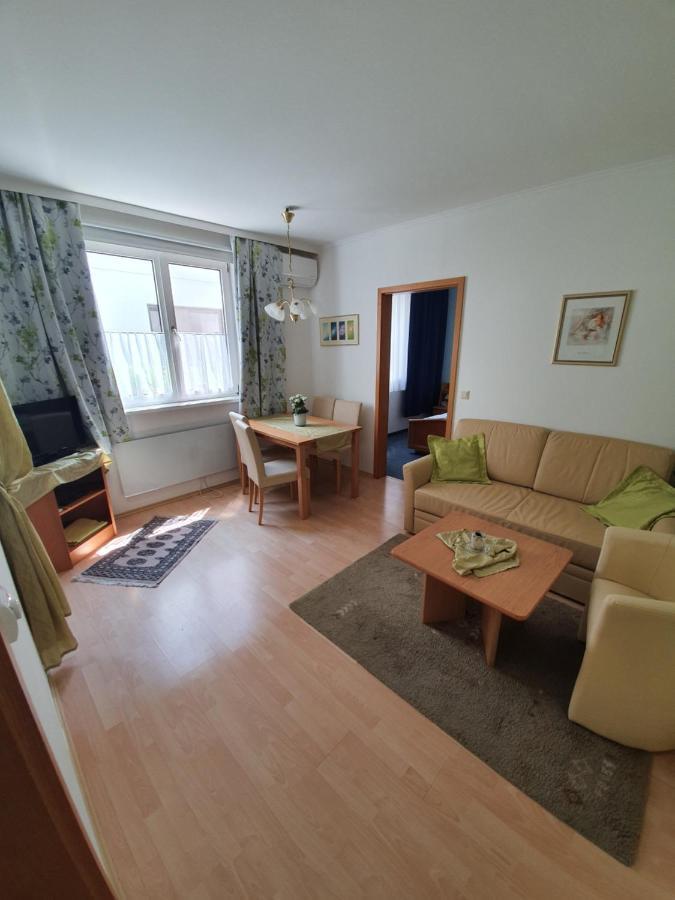Appartement Roiss Podersdorf am See Exterior photo